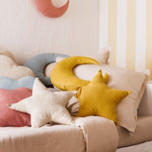 Cojín infantil estrella beige - Imagen 2