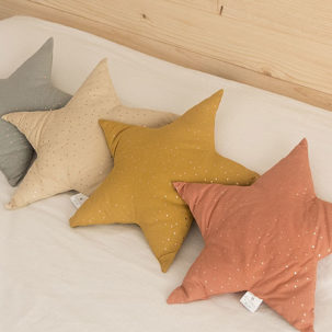 Cojín infantil estrella terracota - Imagen 4