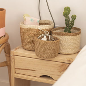 Set de 3 cestas de mimbre natural y blanco - Imagen 2