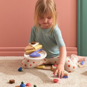 Pastel en capas KIDS HUBS - Imagen 2