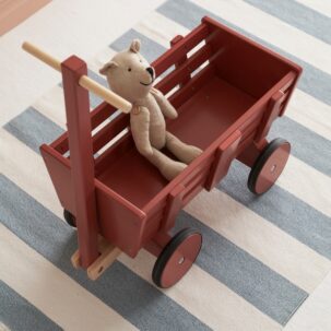 Vagoneta rojo oscuro CARL LARSSON - Imagen 5