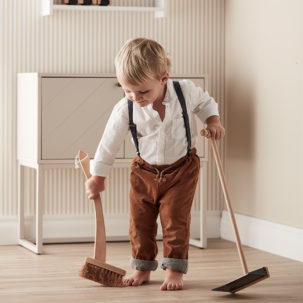 Conjunto de escoba y recogedor - Imagen 2