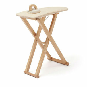 Tabla para planchar con plancha