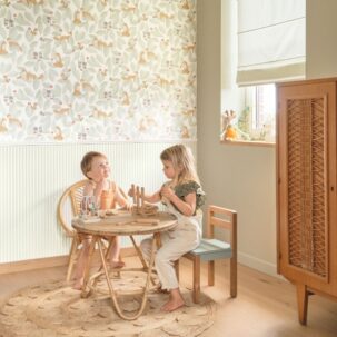 Papel pintado Woodland Friends verde almendra - Imagen 2