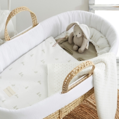 Moisés de mimbre con edredón, cojín, interior acolchado y colchón Bunny - Imagen 2