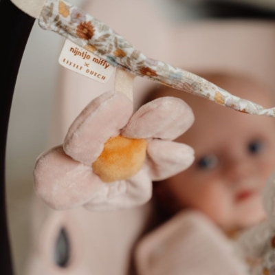 Cadena de juguete para cochecito Miffy Vintage Little Flowers - Imagen 8