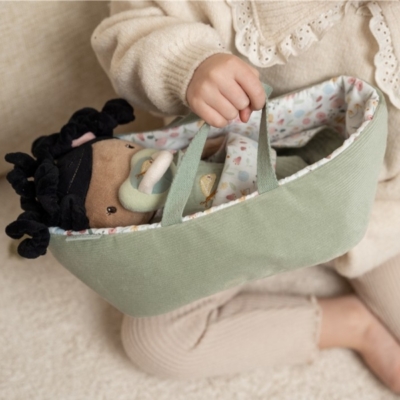 Bebé Evi con canastilla y accesorios - Imagen 4