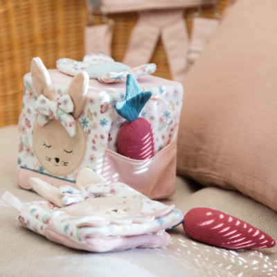 Cubo de actividades Rabbit Garden - Imagen 2