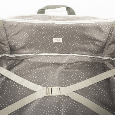 Maleta maternal corazones Poppy musgo - Imagen 4