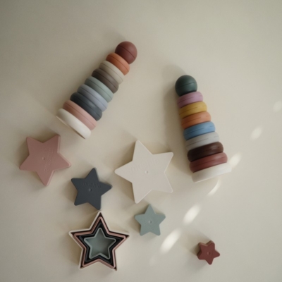 Anillos apilables Mushie solid rustic - Imagen 4