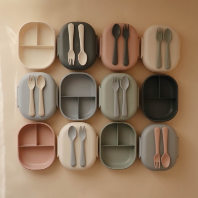 Caja de almuerzo Mushie solid blush - Imagen 3