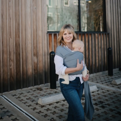 Fular portabebé Mushie blush - Imagen 6