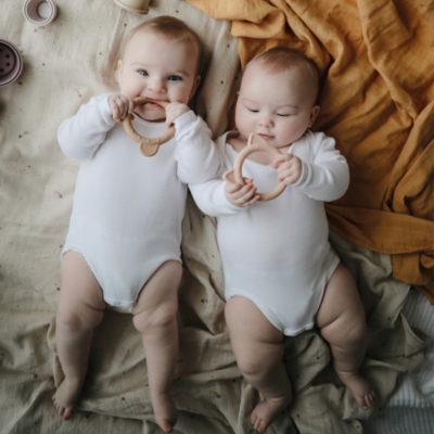 Mordedor silicona Mushie bear natural - Imagen 4