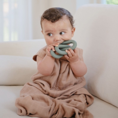 Mordedor silicona Mushie links dried thyme - Imagen 2