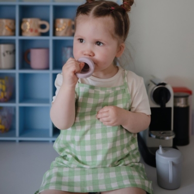 Pack 2 alimentadores silicona Mushie solid soft lilac - Imagen 2