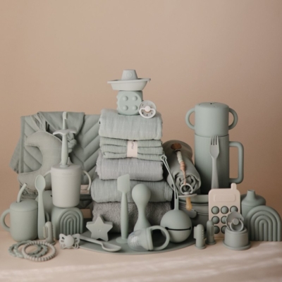 Sonajero silicona Mushie solid cambridge blue - Imagen 3