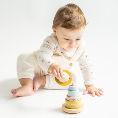 Juguete apilable de madera - Imagen 2