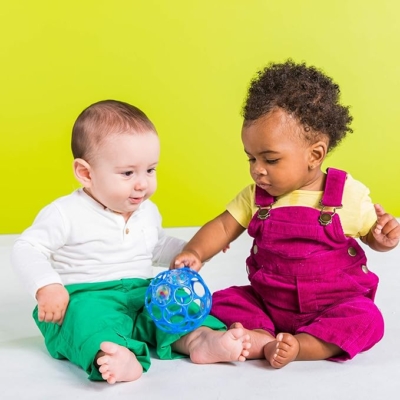 Oball pelota con sonajero azul - Imagen 3