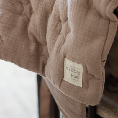 Saco 2 en 1 Arrullo-manta Caetana Sand - Imagen 6