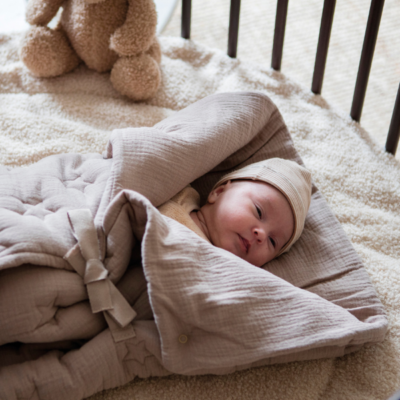 Saco 2 en 1 Arrullo-manta Caetana Sand - Imagen 4