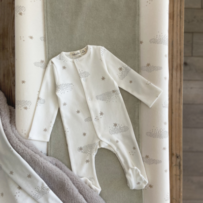 Mono con pies Starry night blanco 3 meses - Imagen 3