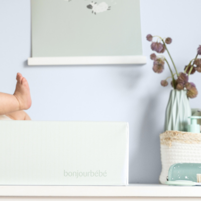 Cambiador y medidor plastificado Funny Farm - Imagen 5