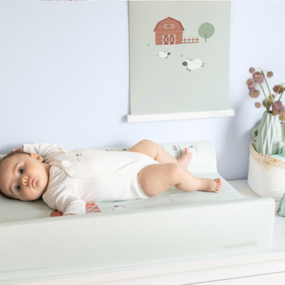 Cambiador y medidor plastificado Funny Farm - Imagen 4