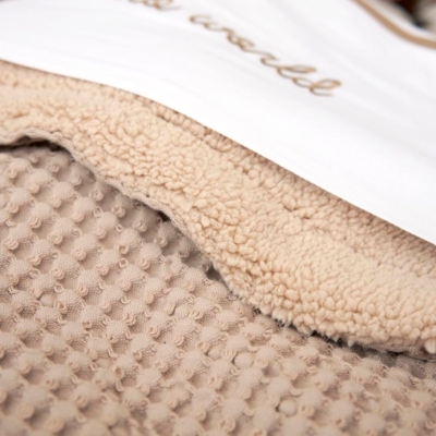 Manta minicuna invierno 100x75cm Waffle Sand - Imagen 5