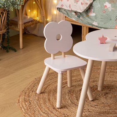 Silla de madera infantil Doucer rosa - Imagen 4
