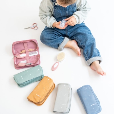 Estuche 7 piezas de aseo para bebé rosa - Imagen 3