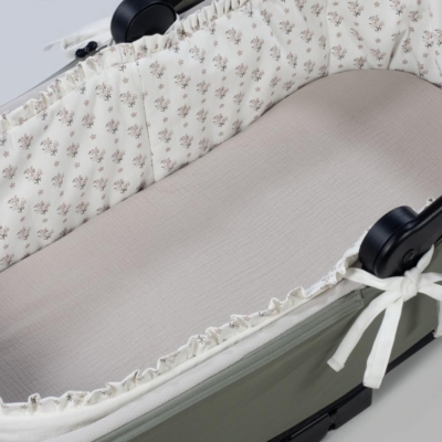 Cubre cuco con varillas y bajera ajustable Botton Flores - Imagen 4