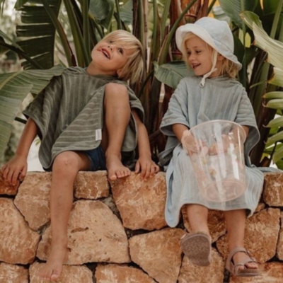 Cubo de playa flores y mariposas - Imagen 3