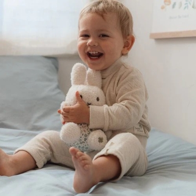 Miffy 30cm. lucky leaves - Imagen 3