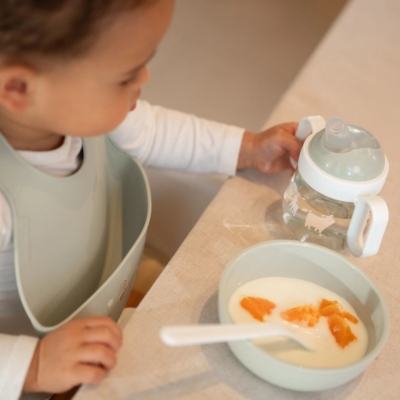 Vaso con caña y asas 200ml. Pequeña granja - Imagen 2