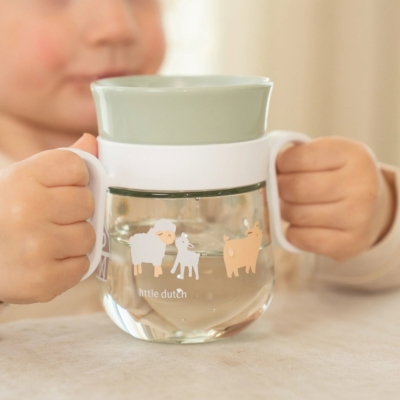 Vaso antiderrame 360 con asas Pequeña granja - Imagen 4