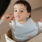 Babero de silicona Mio Forest Friends - Imagen 3