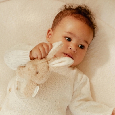 Sonajero anillo conejito naturals - Imagen 2